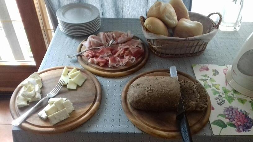B&B Il Santo Pellegrino Adrara San Rocco Ngoại thất bức ảnh